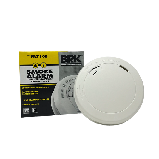 First Alert Battery Smoke Alarm | Photoelectric | 10-Year Battery